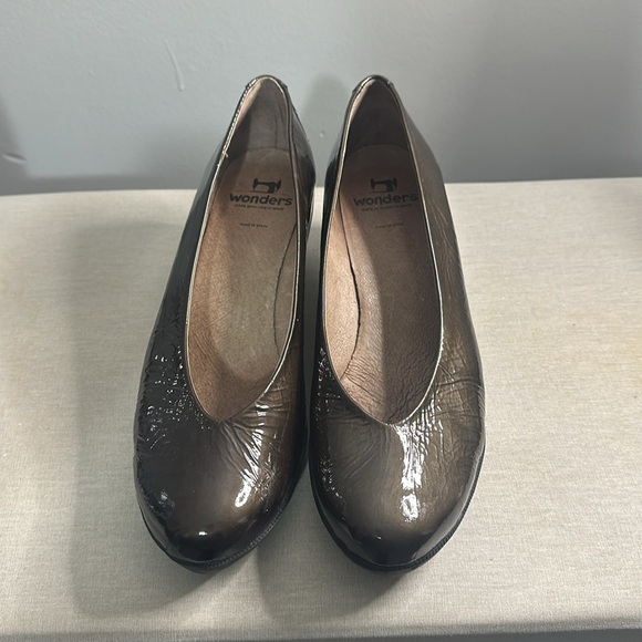 Wonders patent leather wedge comfort shoes - Picture 4 of 6